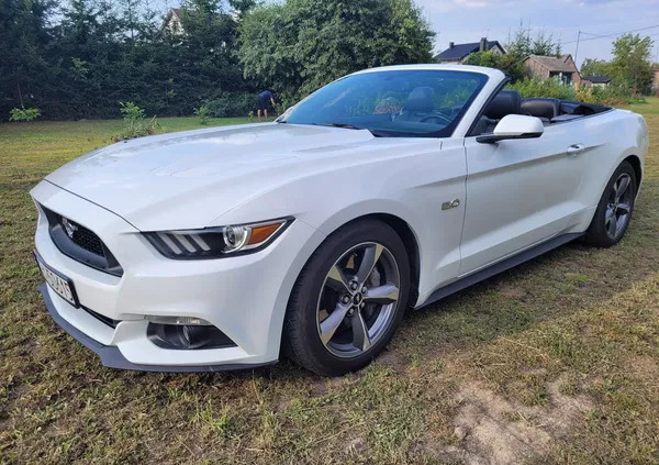 świętokrzyskie Ford Mustang cena 112800 przebieg: 146800, rok produkcji 2015 z Białystok